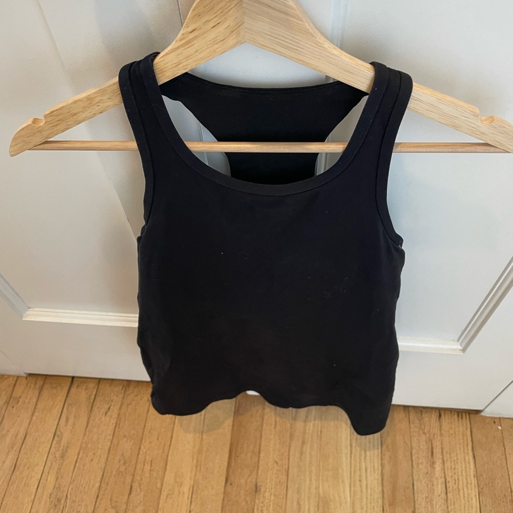 Lulu lemon sports tank.